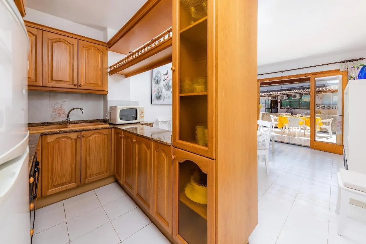 Casa Caty Con Piscina,A 5 Minutos De La Playa Apartment Alcudia  Spain